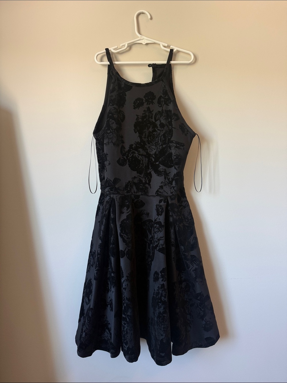 Black Floral-Texture Midi Dress - Women's
